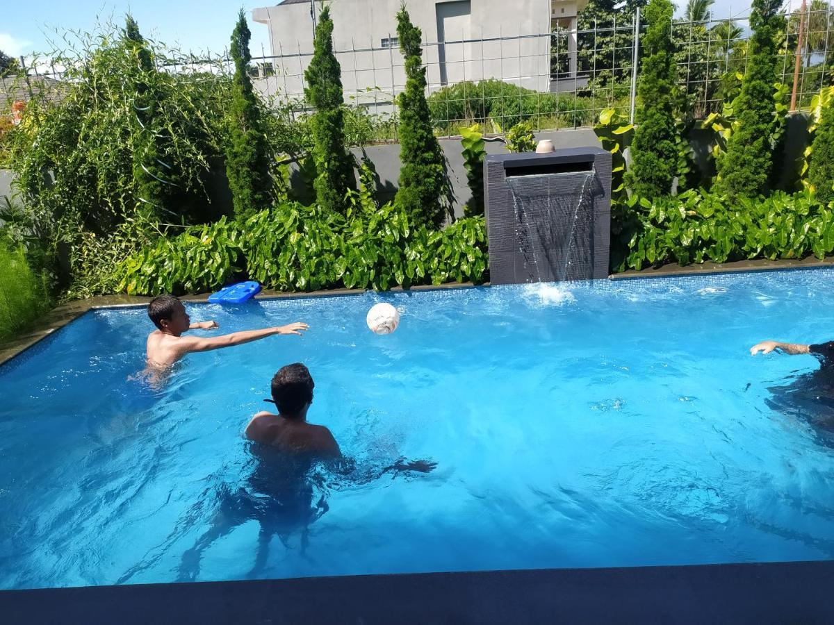 Villa Sky Garden Bogor Exteriör bild